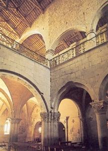 Montefiascone - Interno della Chiesa di San Flaviano